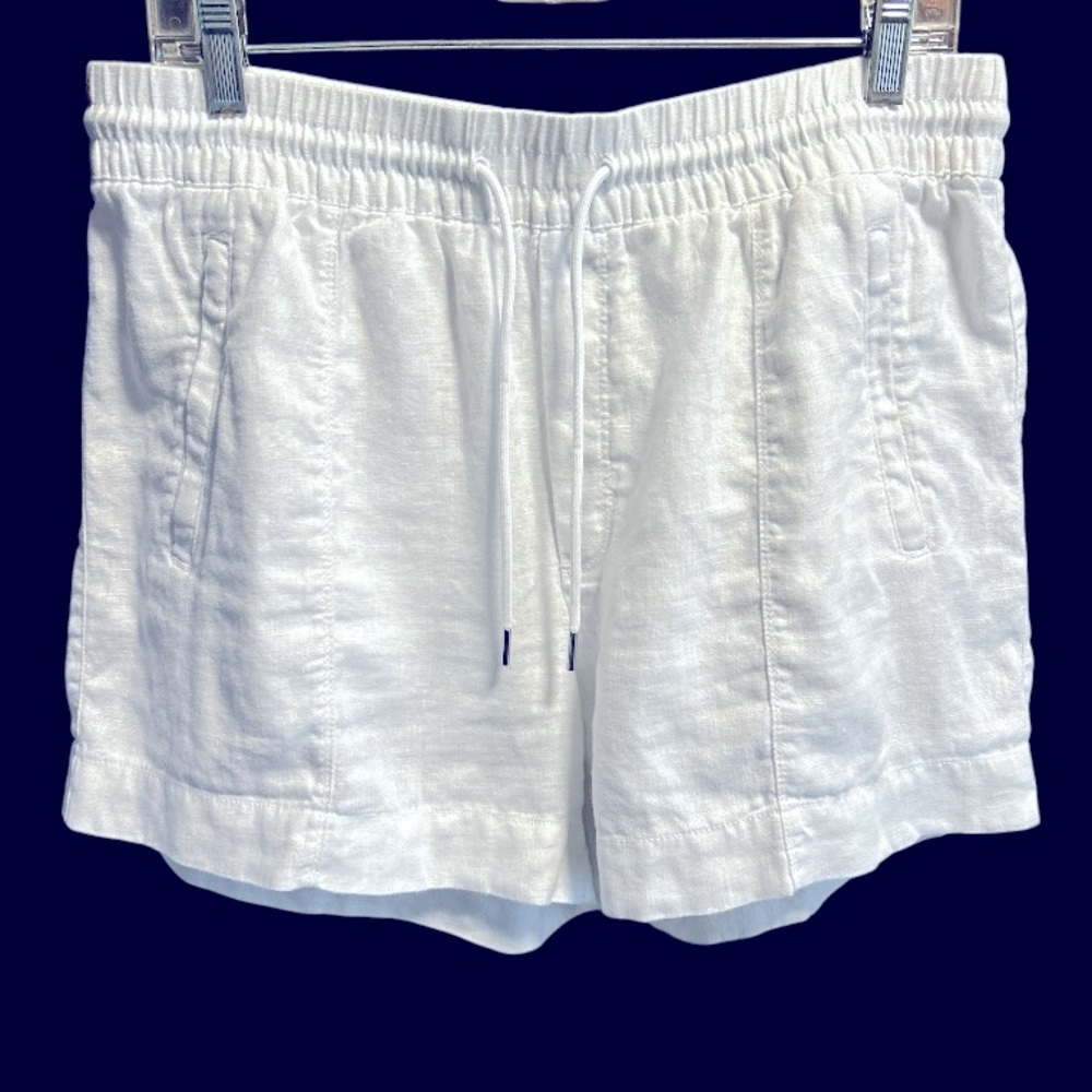 Athleta White Flat Front Shorts Relaxed Fit